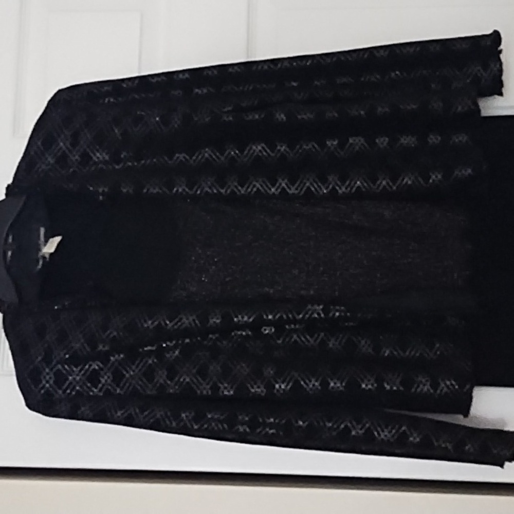 Formal dress - Picture 3 of 3
